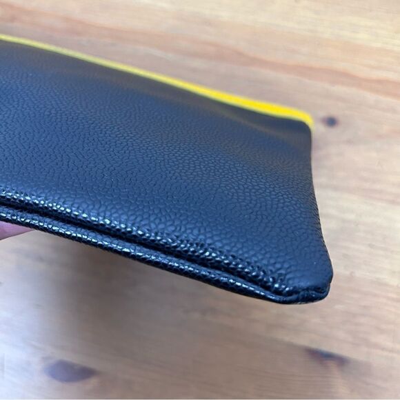 Garuglieri Leather Wristlet Clutch Cosmetic Bag - Picture 8 of 10